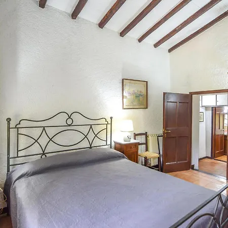3 Bedroom Awesome In * Loro Ciuffenna
